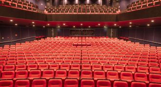 Theater Geert Teis weer open