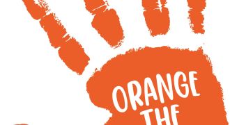 Theater Geert Teis kleurt oranje