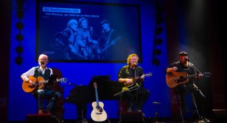 Het theaterseizoen is feestelijk geopend